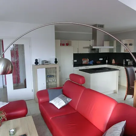 D Mehlhorn Apartment *